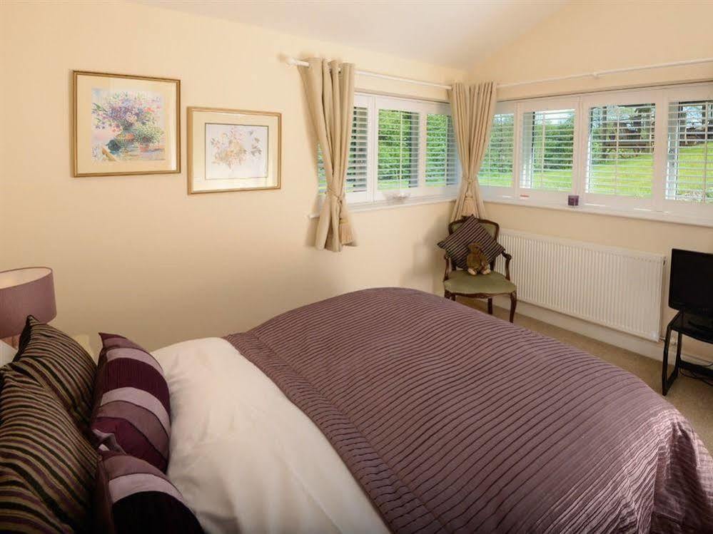 Black Burn Lodge B & B Newcastleton Extérieur photo